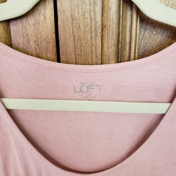 Loft Sleeveless Top Size XS Peach - Picture 2 of 7